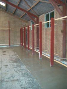 2 t/m 23 mei 2003: bouw uienbewaring