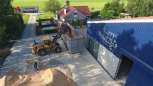 10 augustus 2016: wintertarwe laden