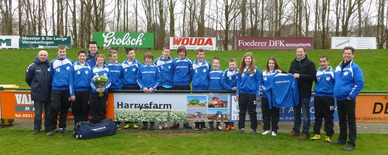 Harrysfarm sponsort Swift'64 C3