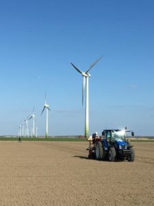 21 april 2016: suikerbieten proefveld gezaaid