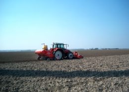 16 april 2003: aardappelen poten