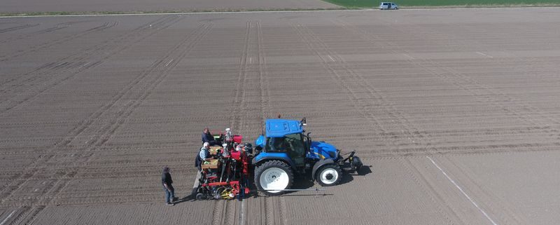 18 en 19 april 2018; suikerbieten proefveld zaaien