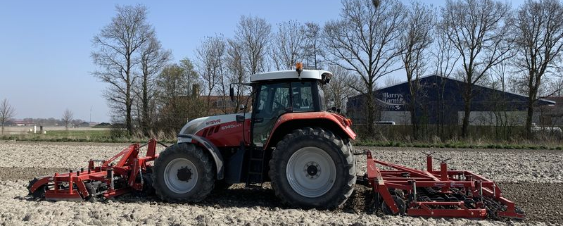 27 maart 2020; zaaibedbereiding Peterselie en vogelakker