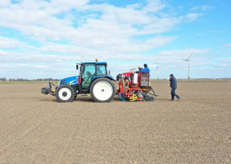 23 april 2021; suikerbieten proefveld zaaien door SESVanderHave