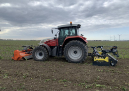 8 april 2021; aardappel land voorbewerken met Moreni rotorkopeg en Perfect klepelmaaier