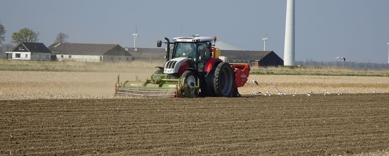 25 april 2022; aardappelen poten