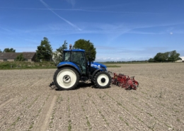 17 mei 2022; Bietenproefveld schoffelen en dunnen