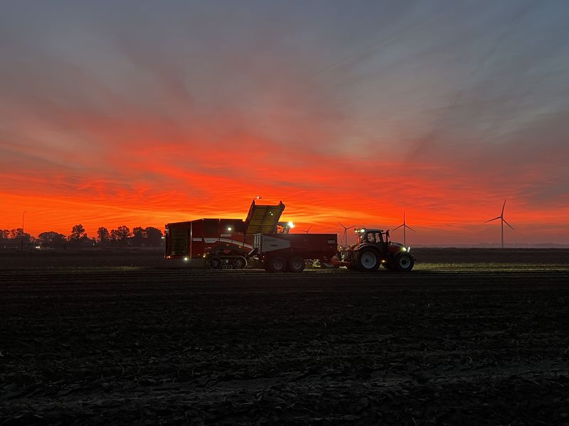 18 oktober 2023; aardappels rooien bij collega's