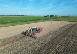 15 augustus 2025; bemesten graanstoppels met rundveedrijfmest